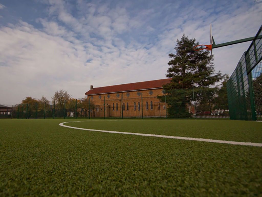 Primary School MUGA Zaun