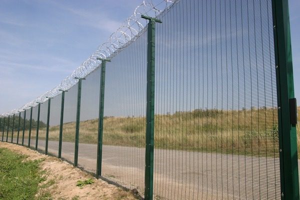 prison fence toppings