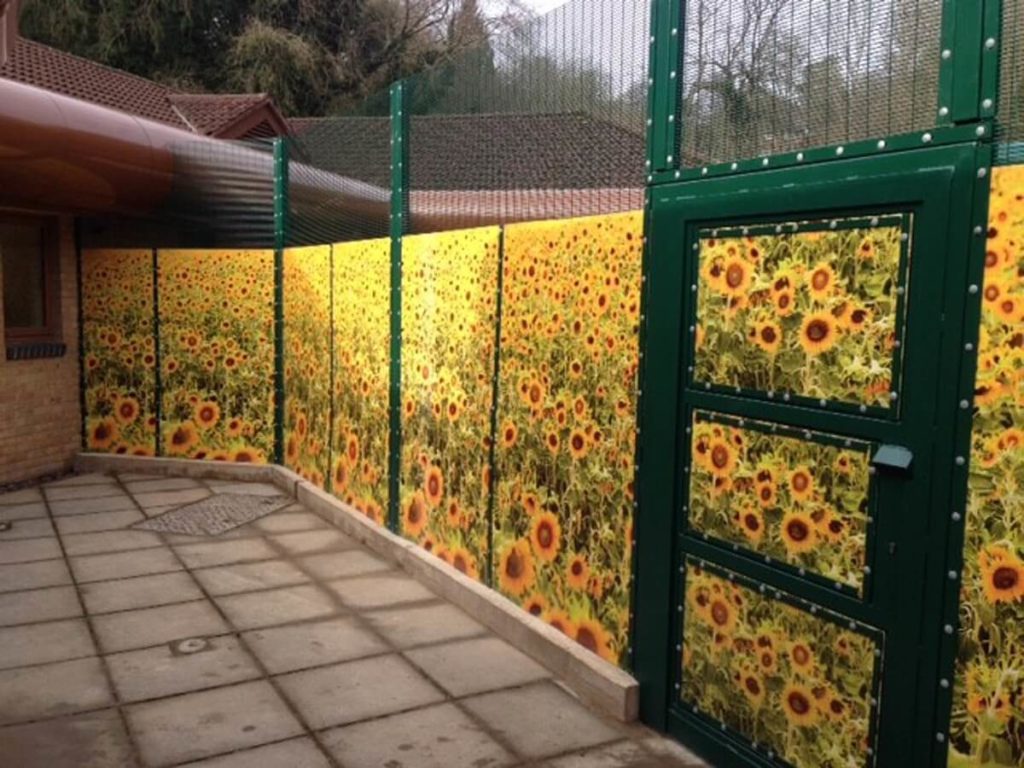 Calming Fencing for Patients in MHU Mental Health Units