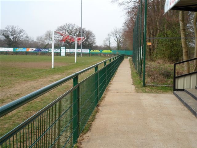FA Compliant Spectator Rail