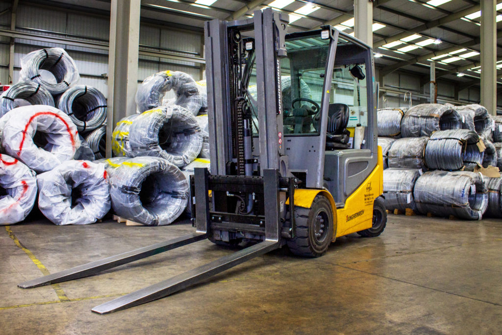 Electirc Forklift Trucks at Zaun to decarbonise transport