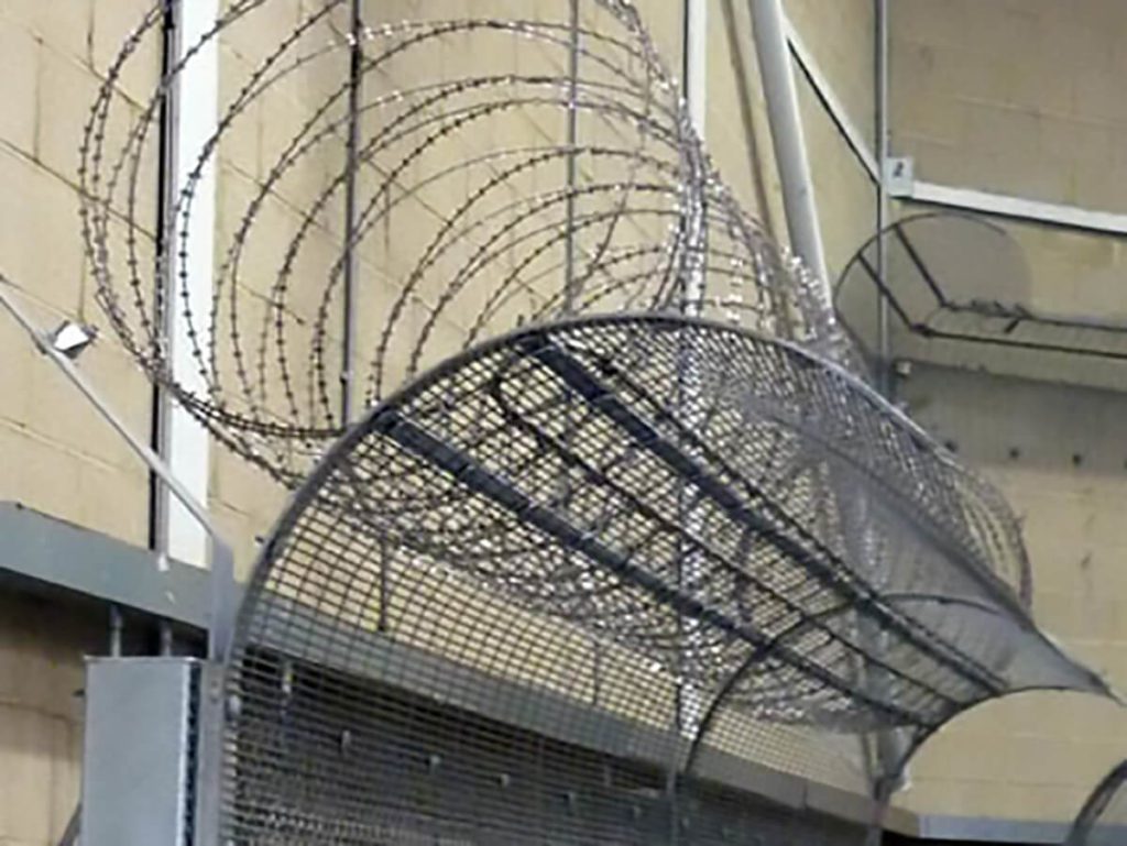FST Topping Utility Fence