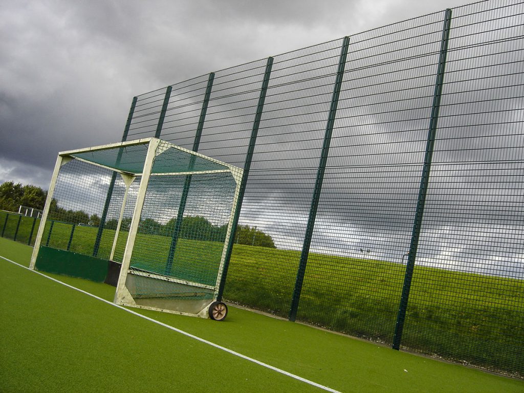 Fencing for Hockey Games