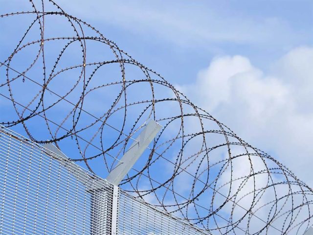 concertina razor wire barbed tape