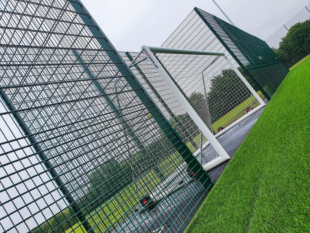 Football Fencing Super Rebound Recessed Goal Storage