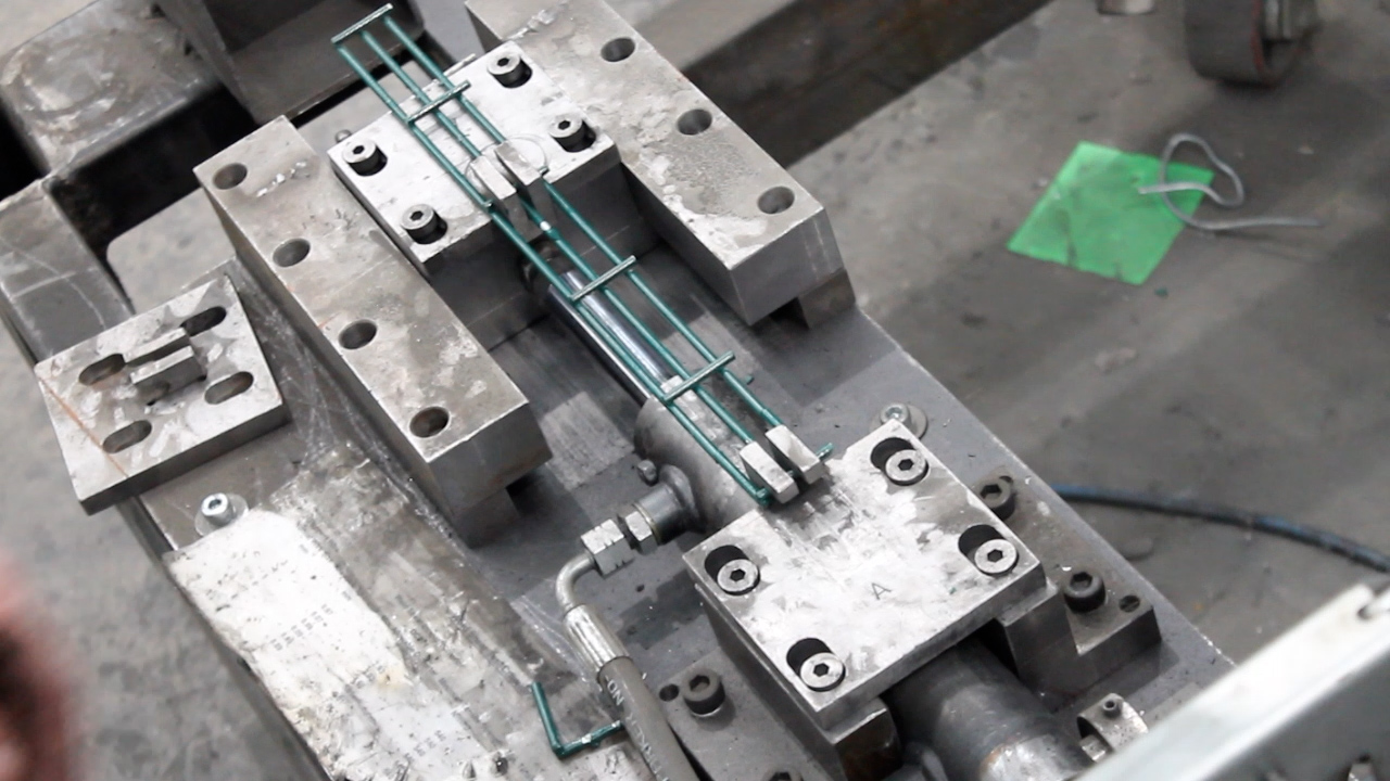 Weld Mesh Destruction Test 