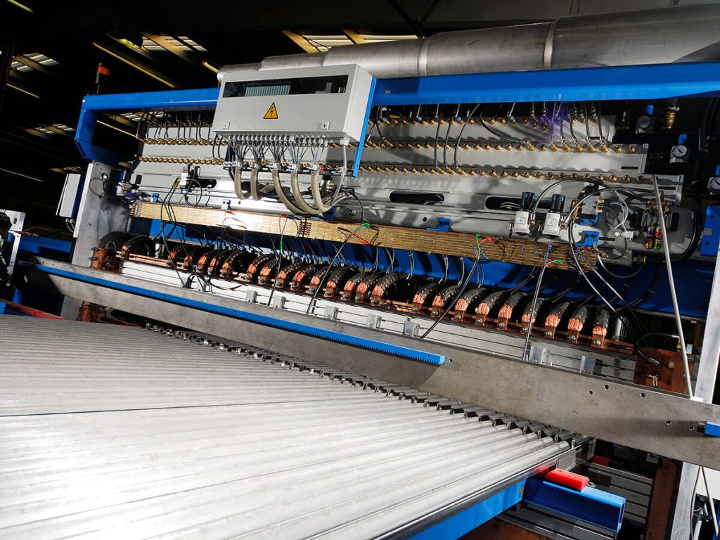Zaun welded mesh manufacuting mesh manufacture